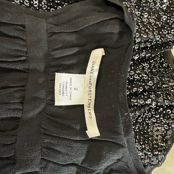 Authentic DIANE VON FURSTENBERG PELLINA BLACK SEQUINS RACER BACK TANK TOP 2 - Picture 7 of 12